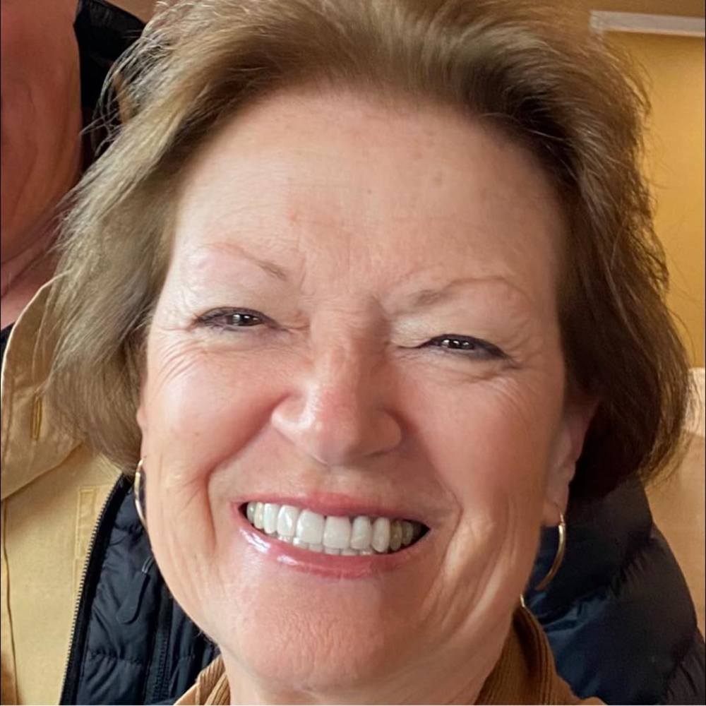 Meet your Posher, Carol